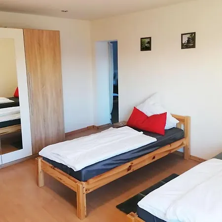 Cozy Near Frankfurt Apartament *