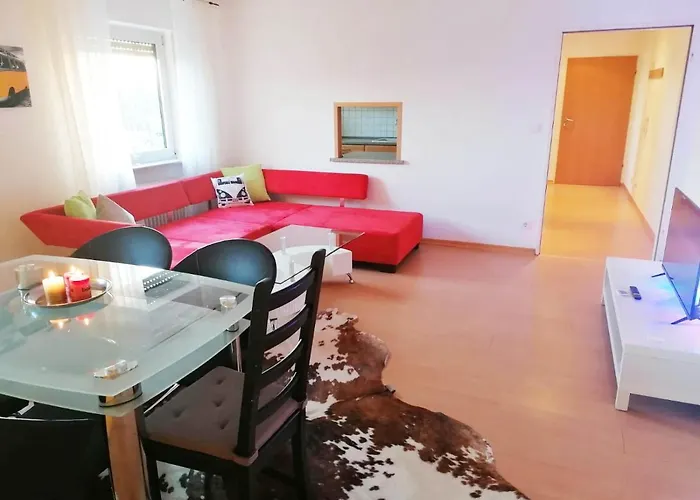 Cozy Near Frankfurt Niederdorfelden