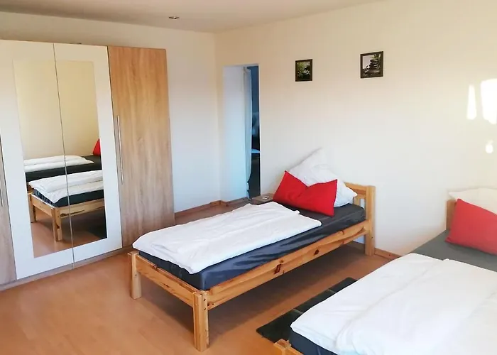 Cozy Near Frankfurt Apartment *